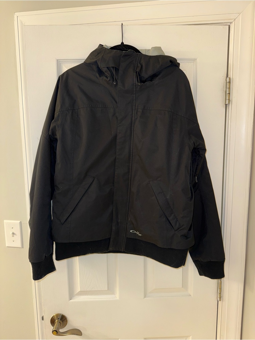 Oakley Women’s Black Hooded Ski Jacket